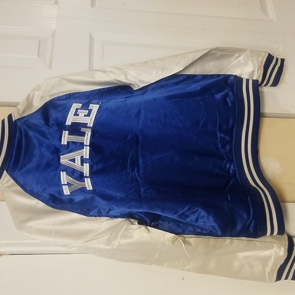 Letterman jacket (YALE) - Picture 3 of 4